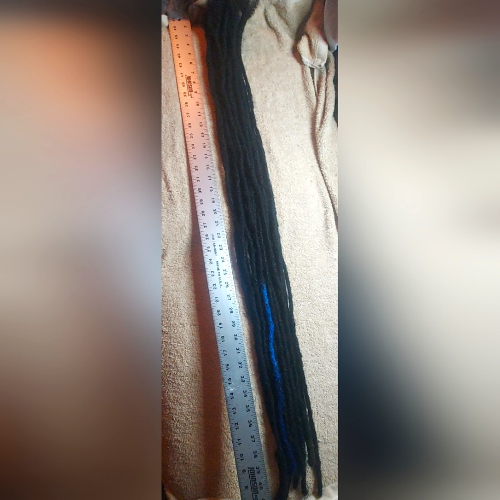 50 40in Human Hair loc extensions